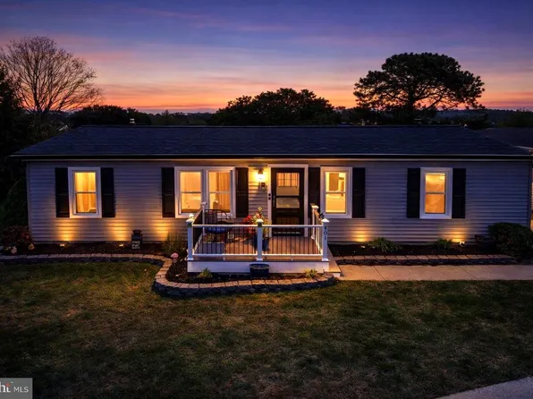 401 Maplehurst Ct, Manchester Township, NJ 08759