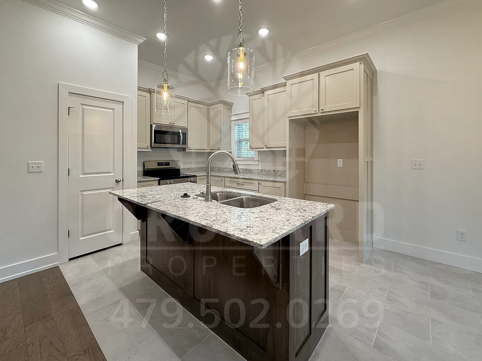 2 bed, 1574 sqft, $1,750 — Photo 4