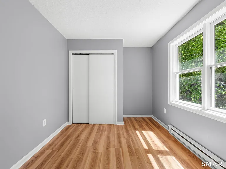 100 Meriden Rd #A — Photo 10