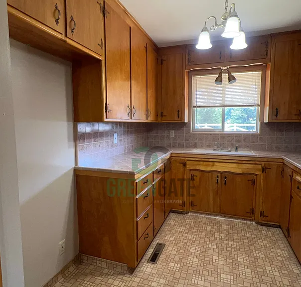 17400 E State Highway 120 — Photo 12