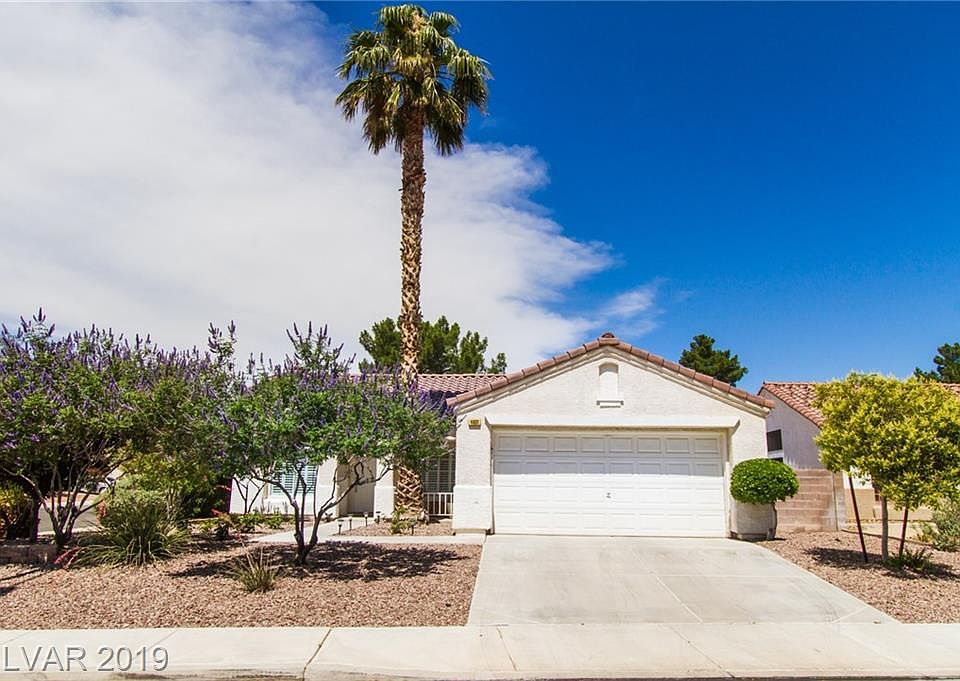 1st image of 4601 Crimson Leaf Dr
