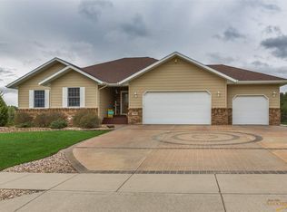 7109 Prestwick Rd, Rapid City, SD 57702