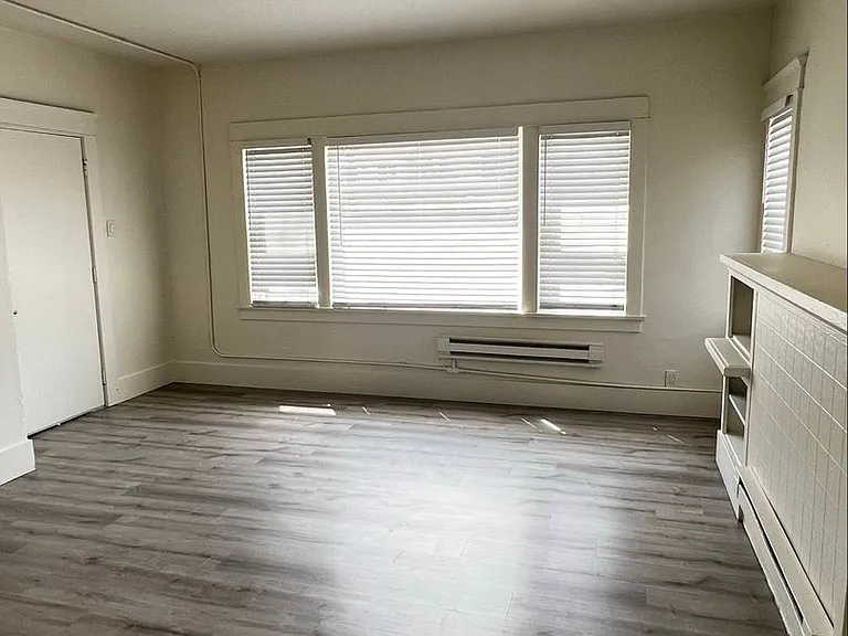 920 N. Washington in Long Beach! — Photo 4