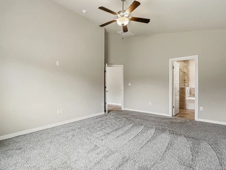14740 Mike A Mendoza Ave — Photo 12