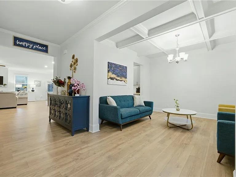 196 Treeline Trl — Photo 9