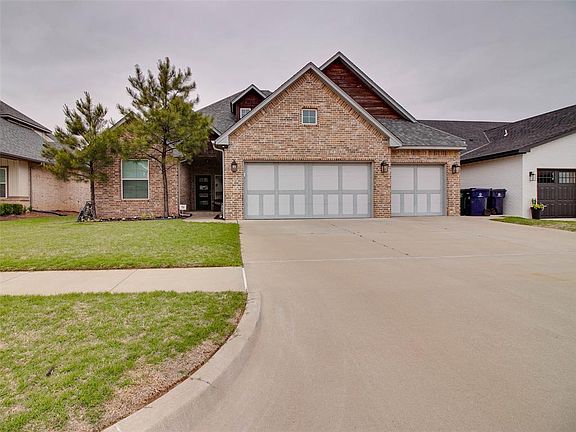 2nd image of 10813 Blue River Dr