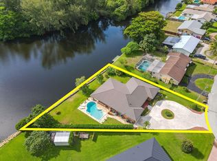 7504 Alpha Ct E, Lake Clarke Shores, FL 33406