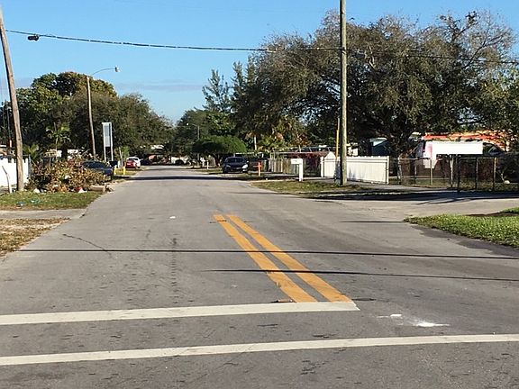 5th image of 2260 W Bunche Park Dr