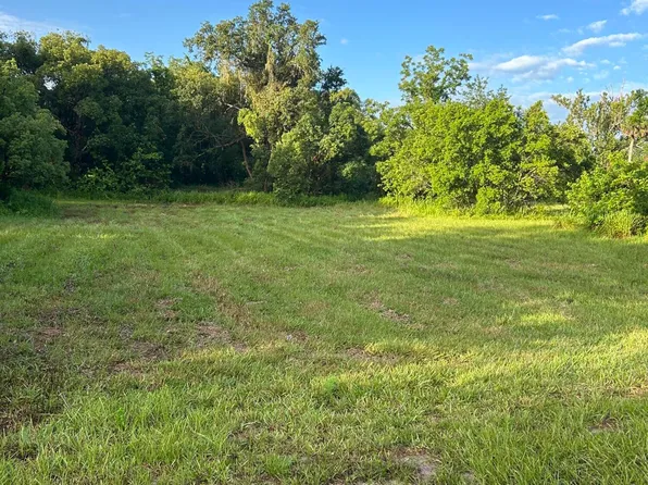 327 Beaverbrook Ln, Oak Hill, FL 32759