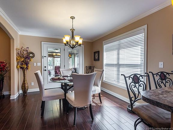 4th image of 553 Country Club Estates Dr SE