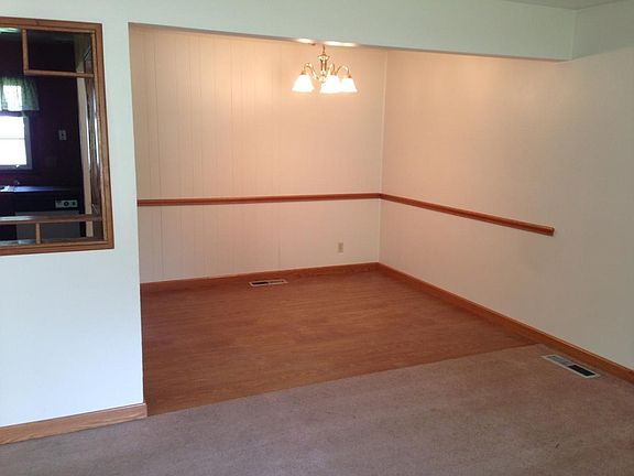 2nd image of 530 Pierce Dr