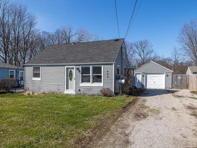 622 Hilliard Rd, Elyria, OH, 44035