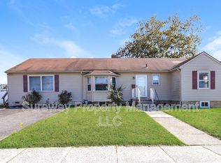 60 Indiana Ave, Blackwood, NJ 08012