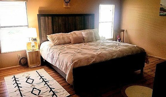 5th image of 4613 Arcola Pl