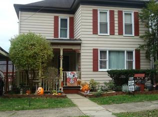 422 Elm St, Martins Ferry, OH 43935