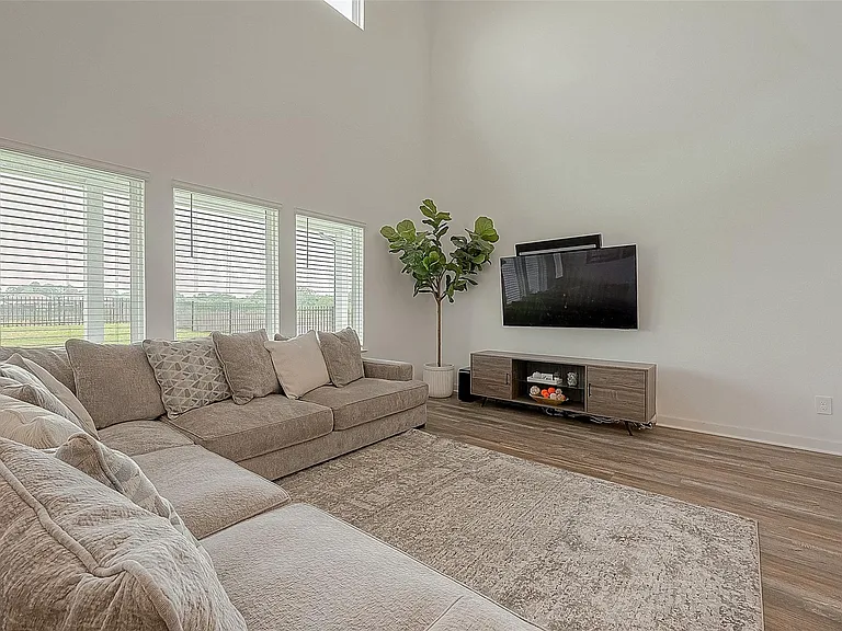 22502 Modica Rift Ln — Photo 6