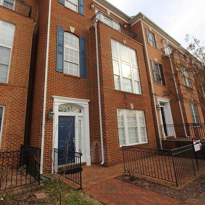 1st image of 737 Vestal St