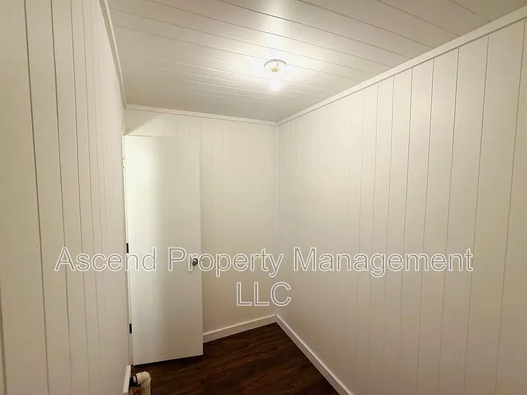 1134 McDonald Dr — Photo 7