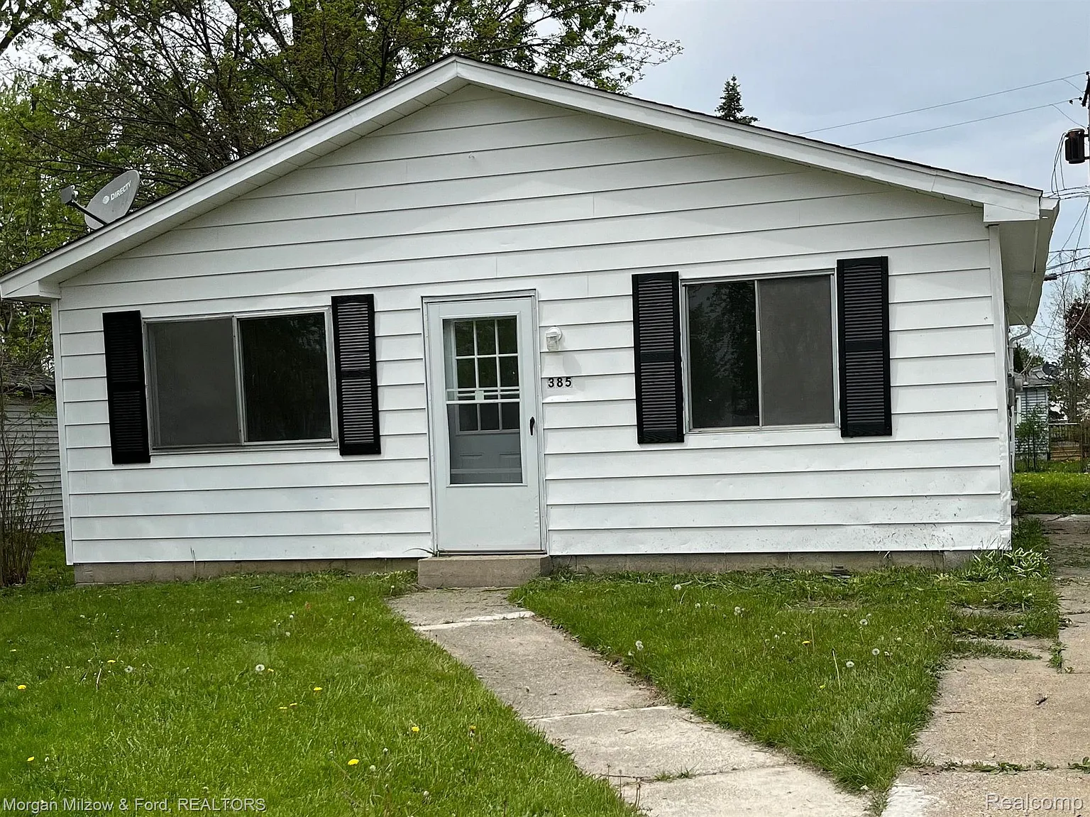 385 E Sheffield Ave photo 1