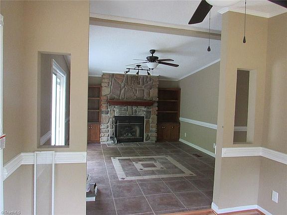4th image of 331 Guilrock Ln