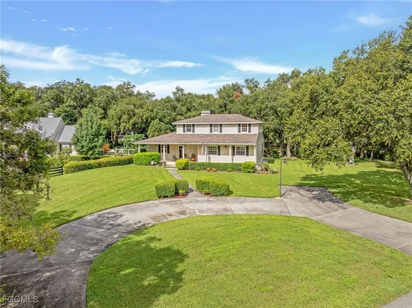 4691 Long Lake Dr, Fort Myers, FL 33905