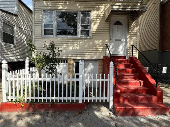 80 Mcadoo Avenue image 2 of 13