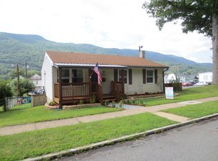 321 Alleghany St, Clifton Forge, VA 24422
