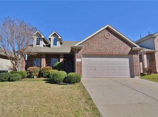 6524 Alexandra Meadows Dr, Fort Worth, TX 76131