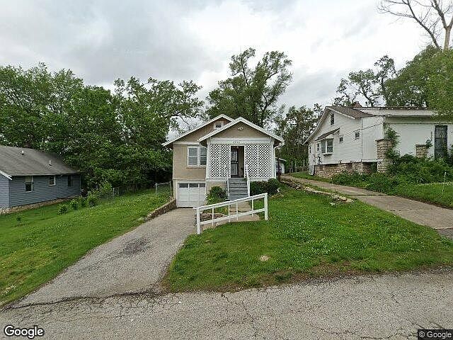 1st image of 6912 Kensington Ave