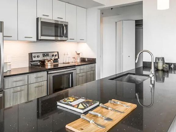 3rd image of 939 E Cedar Ave #916