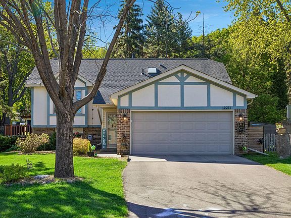 3rd image of 12971 Morgan Pl