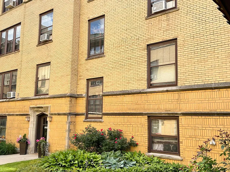 3425 W Drummond Pl #2B — Photo 21