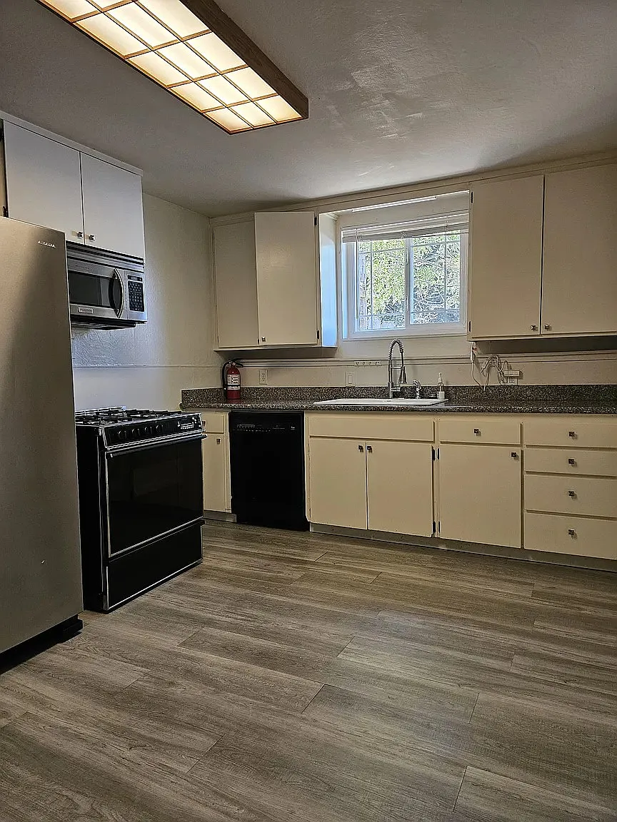 1617 Francis Street #A - 1 — Photo 1