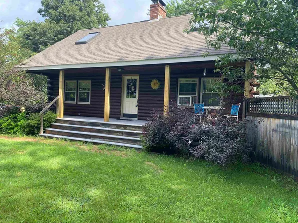 2 Pinehurst Avenue, Derry, NH 03038