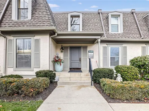 6720 W 109th St APT D, Overland Park, KS 66211