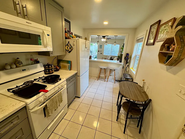 2900 Exposition Blvd #C — Photo 15