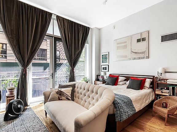 3rd image of 42 Main St APT 2C