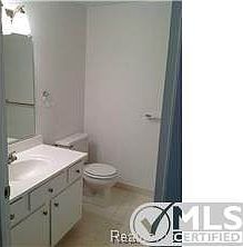 4th image of 27004 Winchester St #2