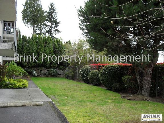 3rd image of 9915 NE 119th St APT 306