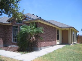 2009 Cottonwood Dr, Portland, TX 78374