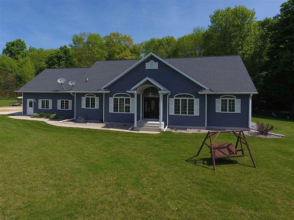 N9976 Quarterline Rd, Marion, WI 54950 | Zillow