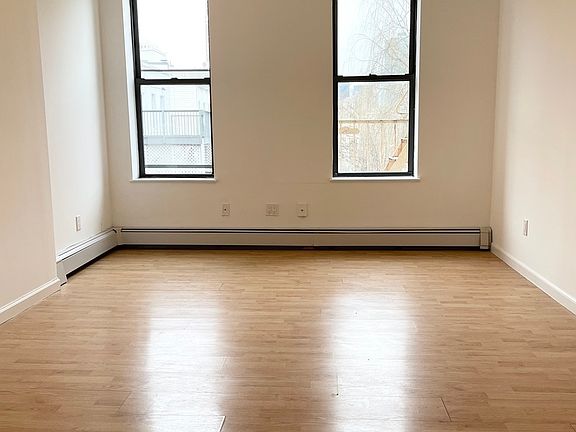 3rd image of 47-38 11th St #5