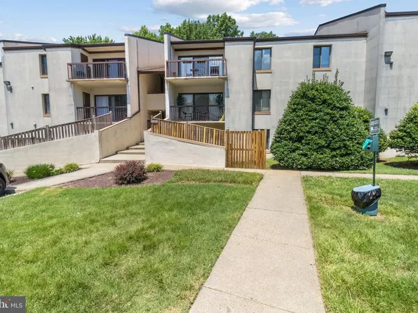 10118 Campus Way S APT 104-7B, Upper Marlboro, MD 20774