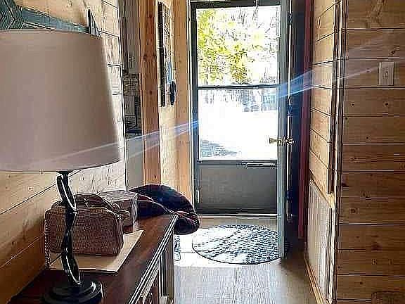 2nd image of 104 Chelsea Dr