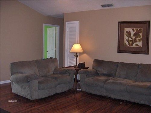 2nd image of 806 Clearspring Ct