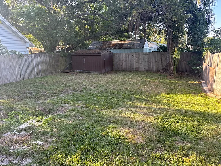 705 Beltrees St — Photo 12