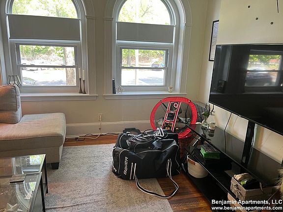 2nd image of 1590-1599 Beacon St #1