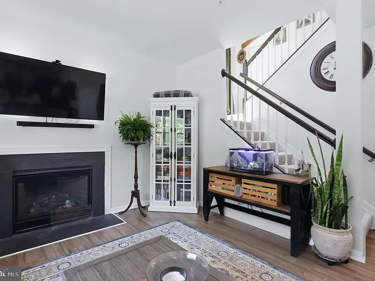 20724 Hilton Run Ct — Photo 15