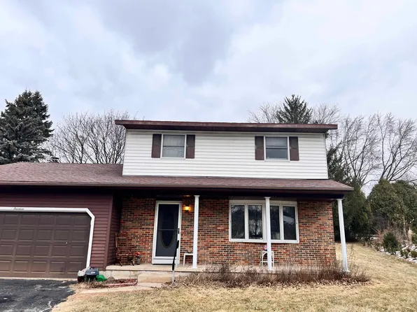 14 Hollybrook Ct, Madison, WI 53716