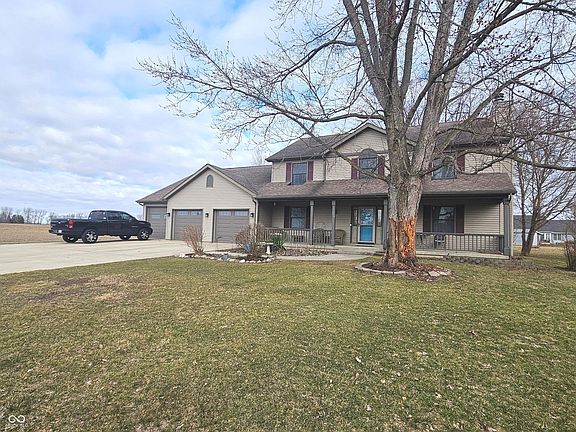 3rd image of 716 Allen Dr